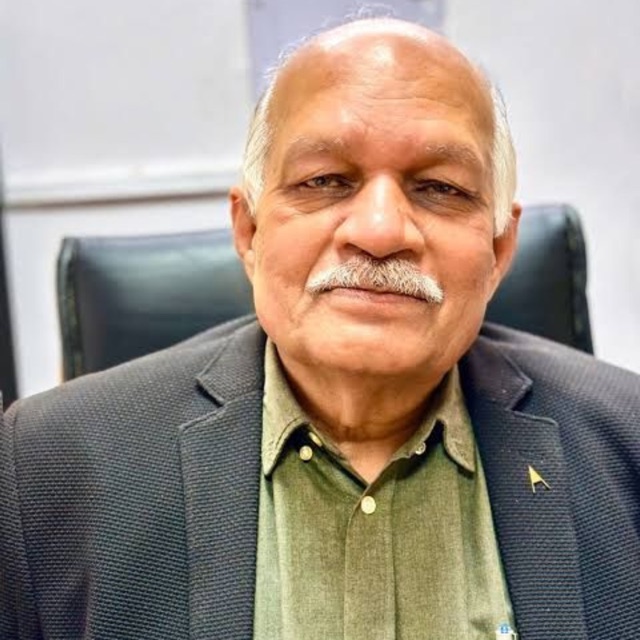 Dr. Shriram Tiwari